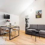 Home Suite Home Grands Boulevards 5D